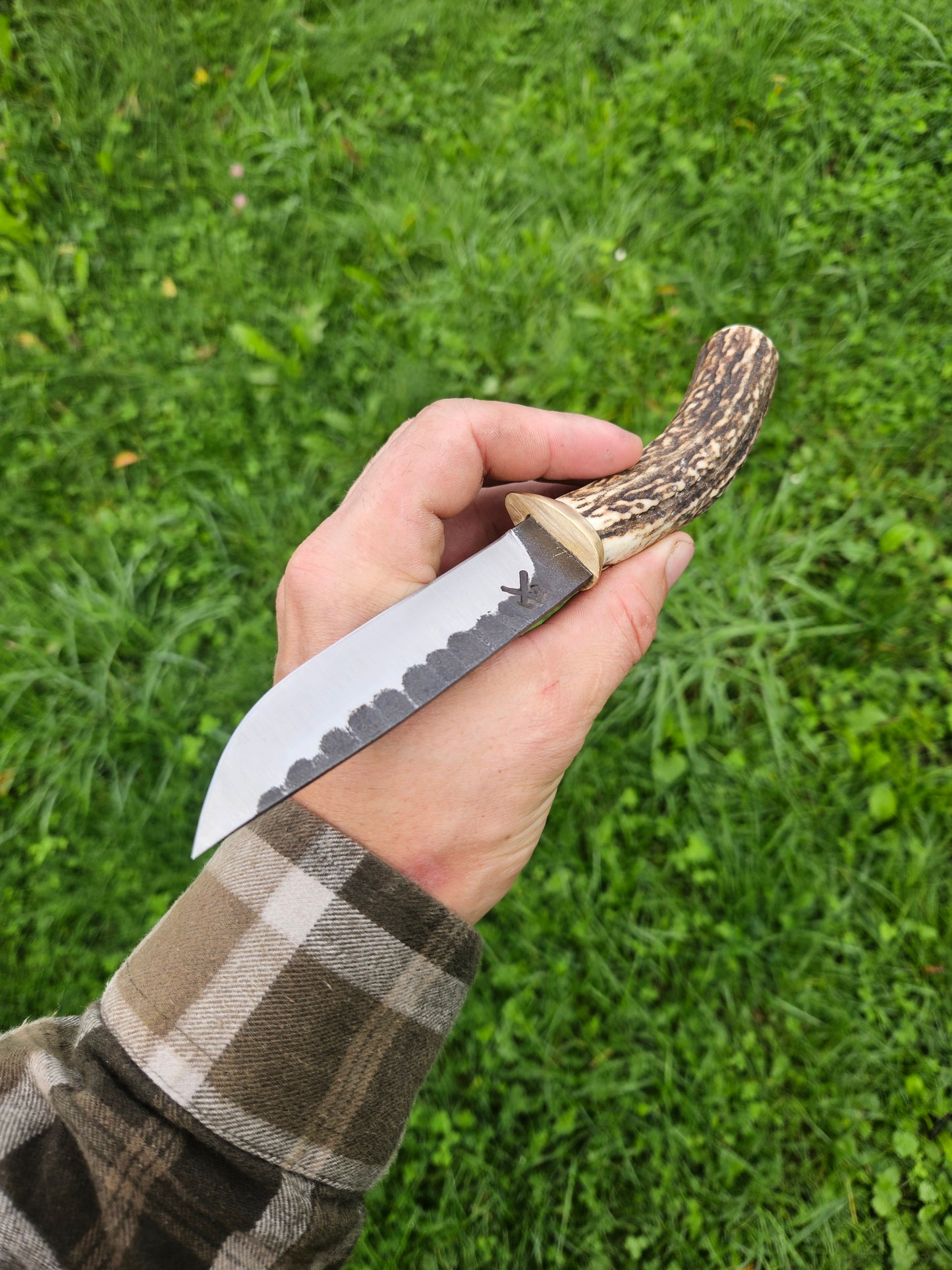 Hunting Knife with Horn Handle