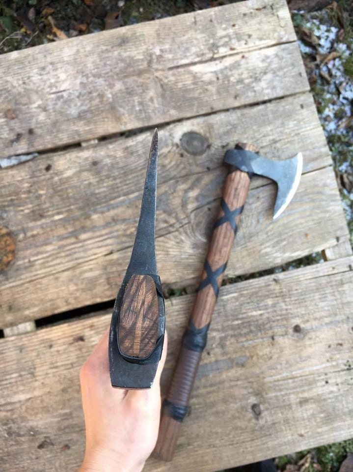 Vikings Ragnars Axe Replica Bjorns Axe Hand Forged Battle Axe Lagertha Warrior Axe TV Series Vikings Norse Axe Viking